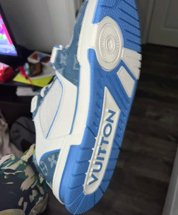 Highly Luxurious Popular Designer Fashion Sneakers Virgil Trainers Vuitton